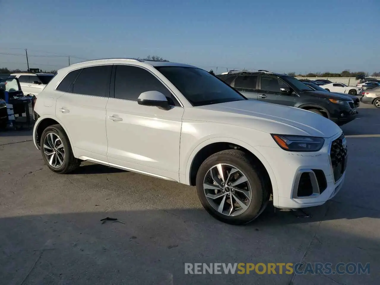 4 Photograph of a damaged car WA1EAAFY6R2019329 AUDI Q5 2024