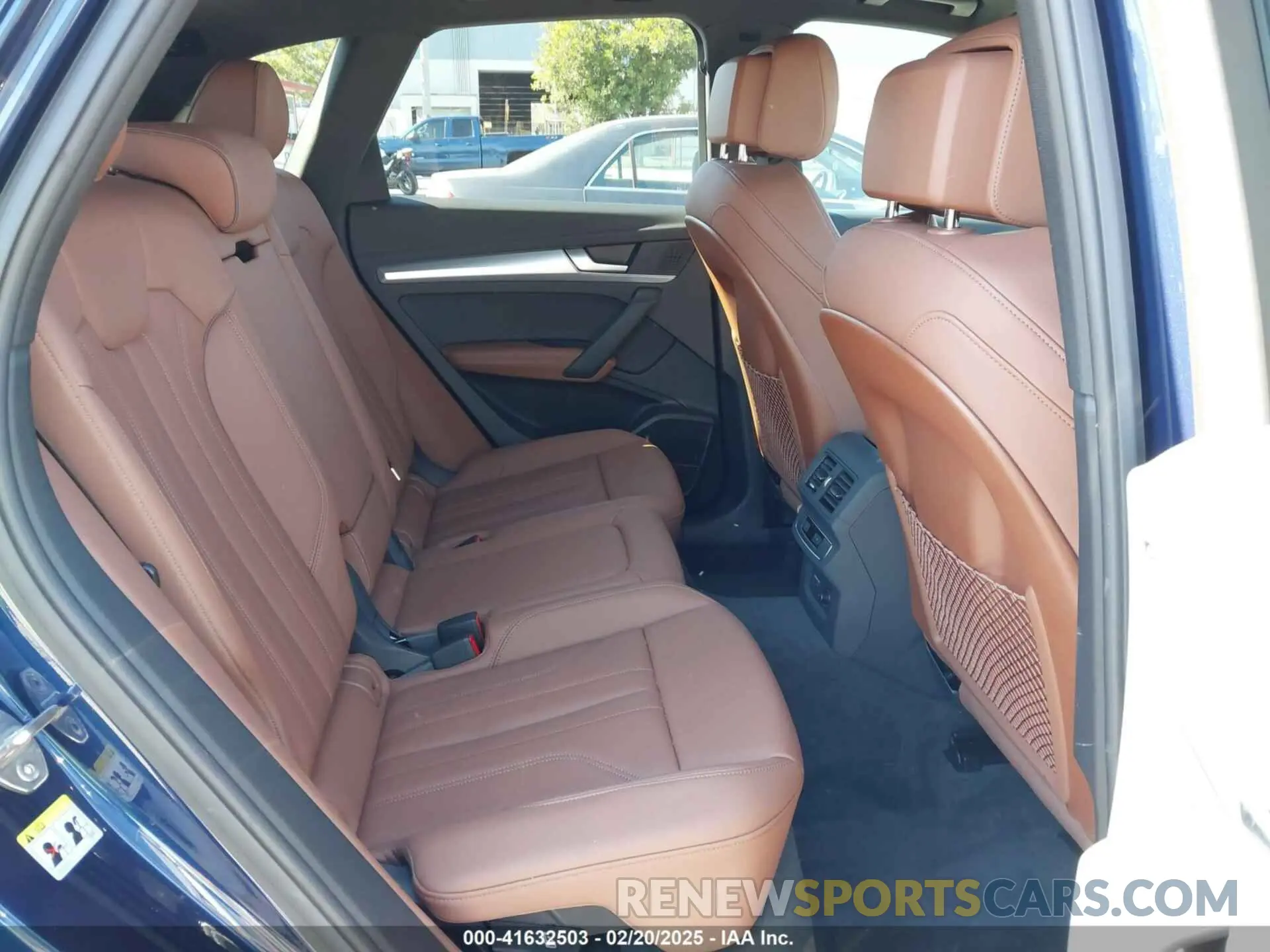 8 Photograph of a damaged car WA1EAAFY7R2066174 AUDI Q5 2024