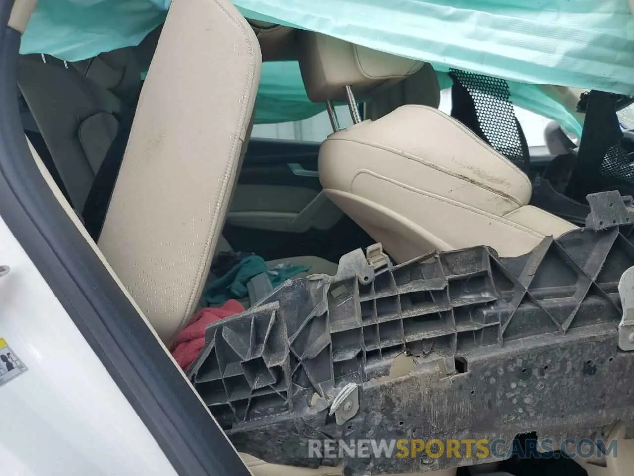 11 Photograph of a damaged car WA1EAAFY7R2071505 AUDI Q5 2024
