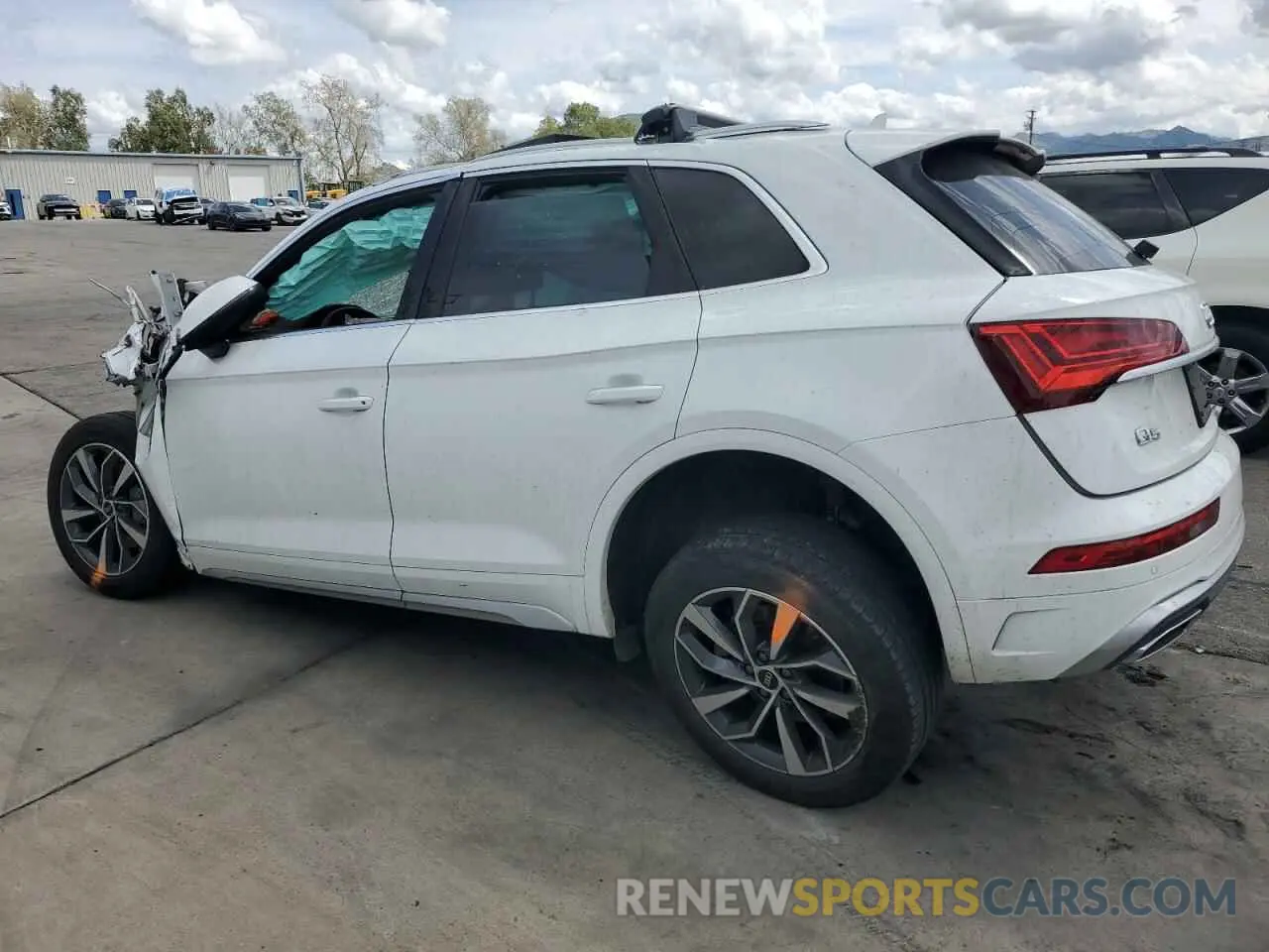 2 Photograph of a damaged car WA1EAAFY7R2071505 AUDI Q5 2024