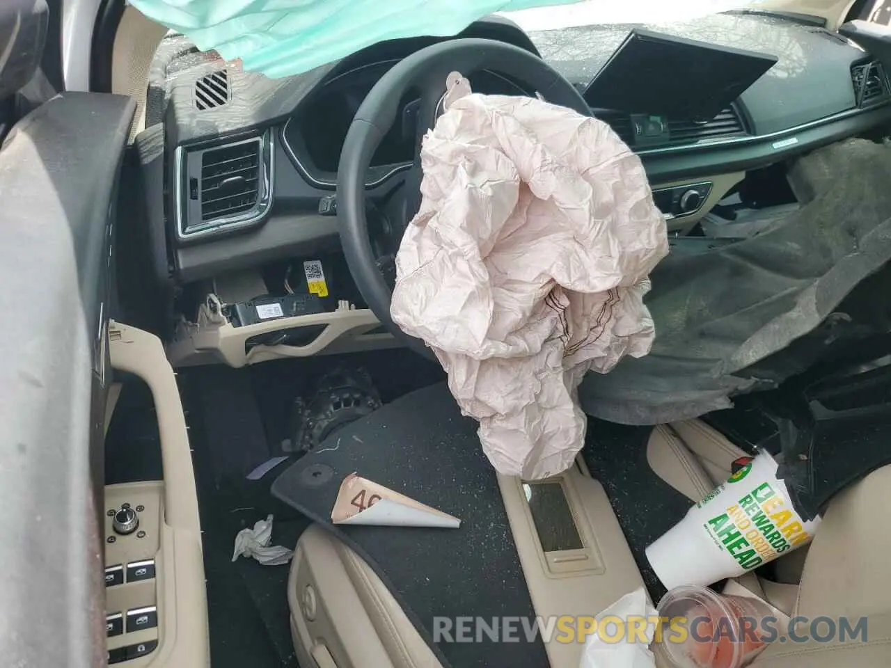 8 Photograph of a damaged car WA1EAAFY7R2071505 AUDI Q5 2024