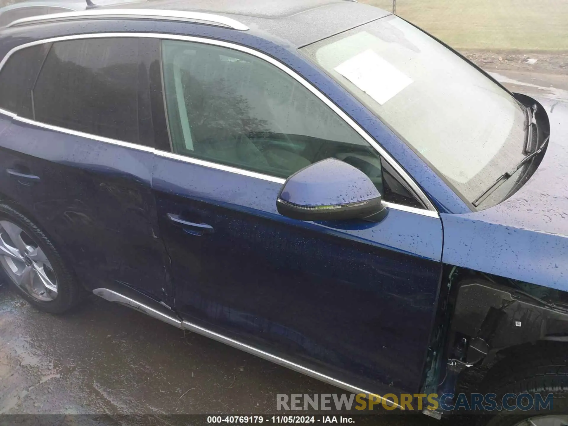 14 Photograph of a damaged car WA1EAAFY7R2140967 AUDI Q5 2024