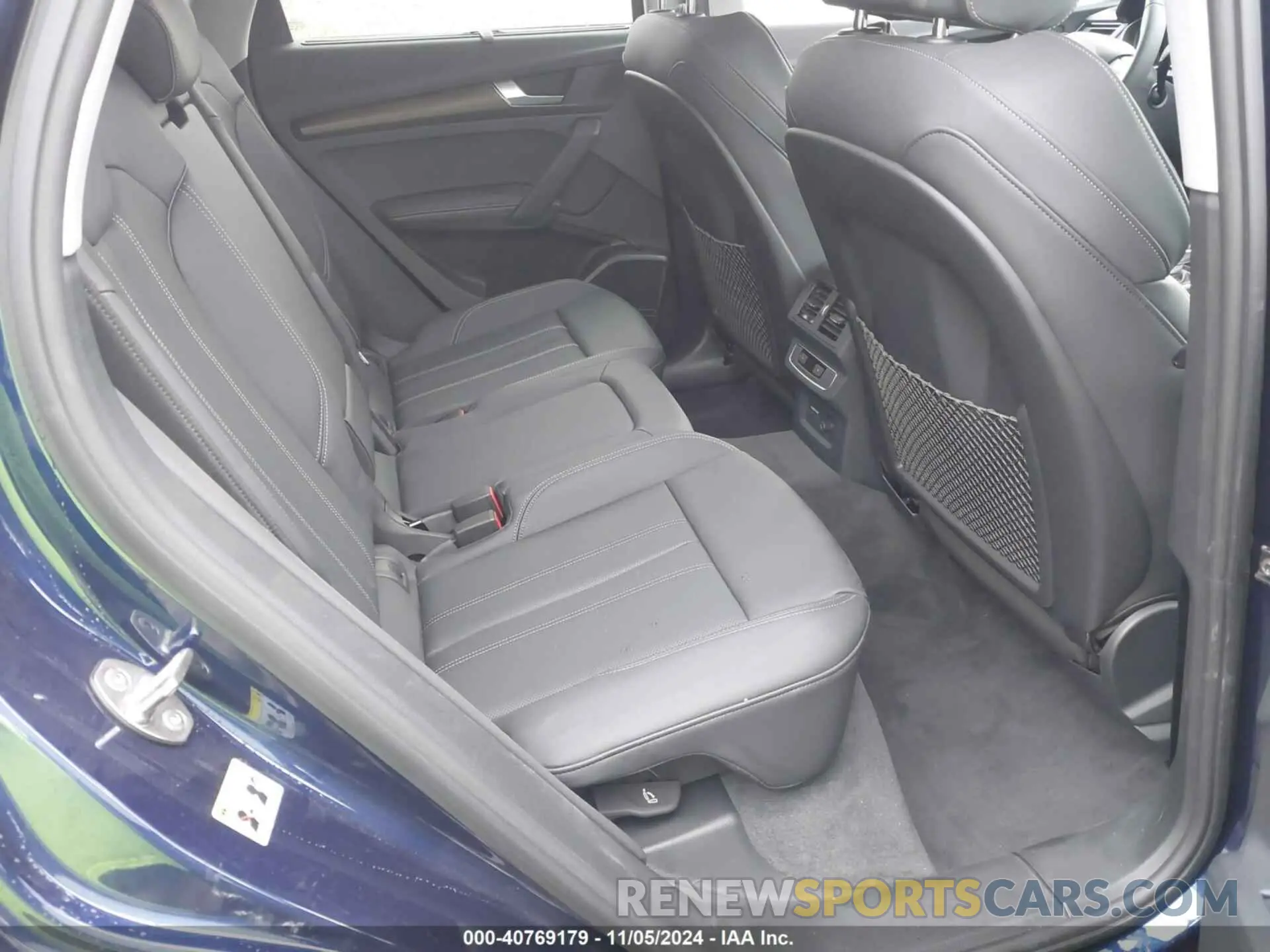 8 Photograph of a damaged car WA1EAAFY7R2140967 AUDI Q5 2024