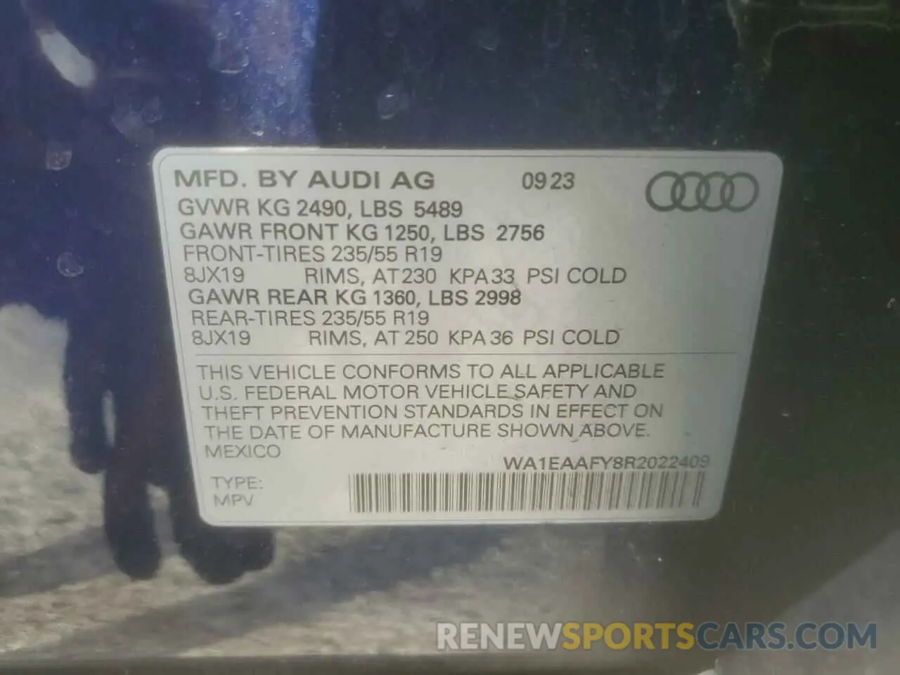 14 Photograph of a damaged car WA1EAAFY8R2022409 AUDI Q5 2024