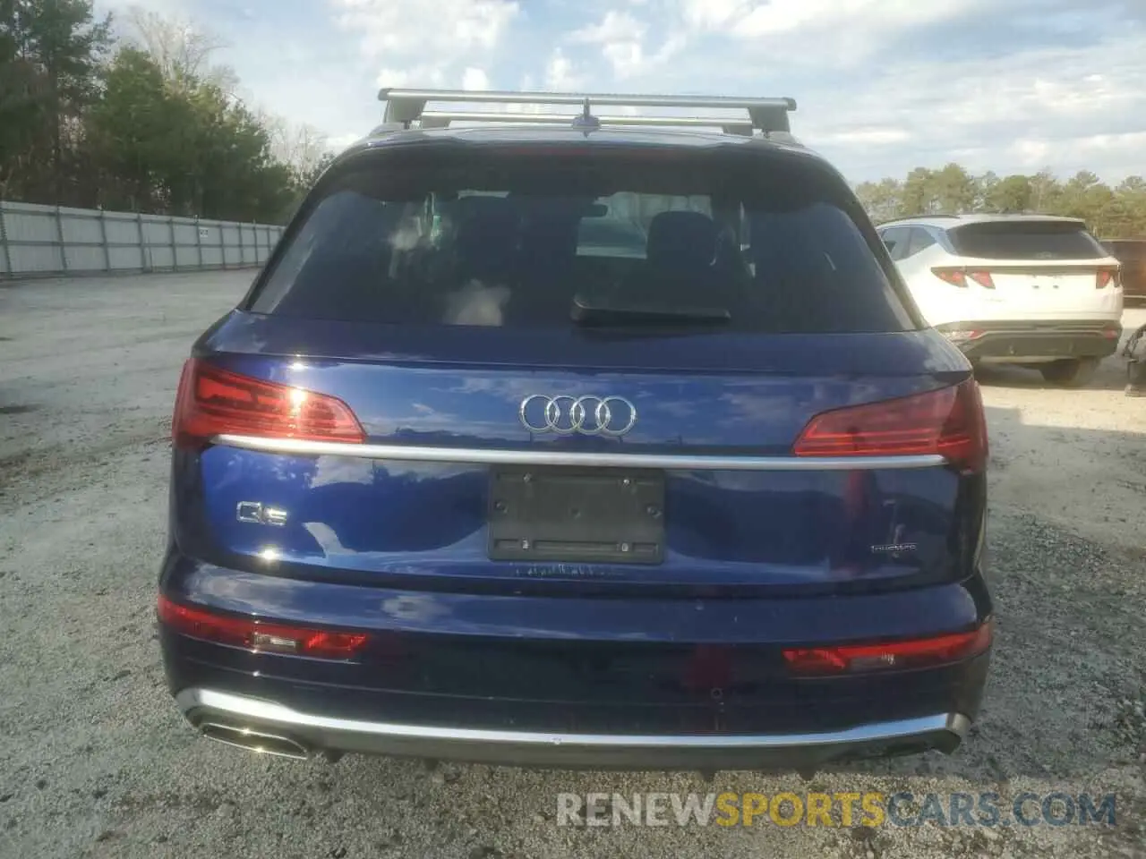 6 Photograph of a damaged car WA1EAAFY8R2022409 AUDI Q5 2024