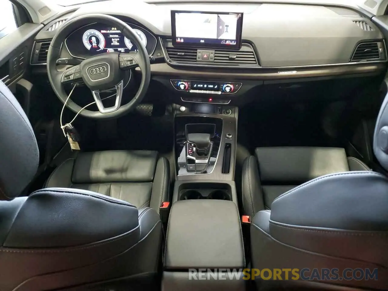 8 Photograph of a damaged car WA1EAAFY8R2086935 AUDI Q5 2024