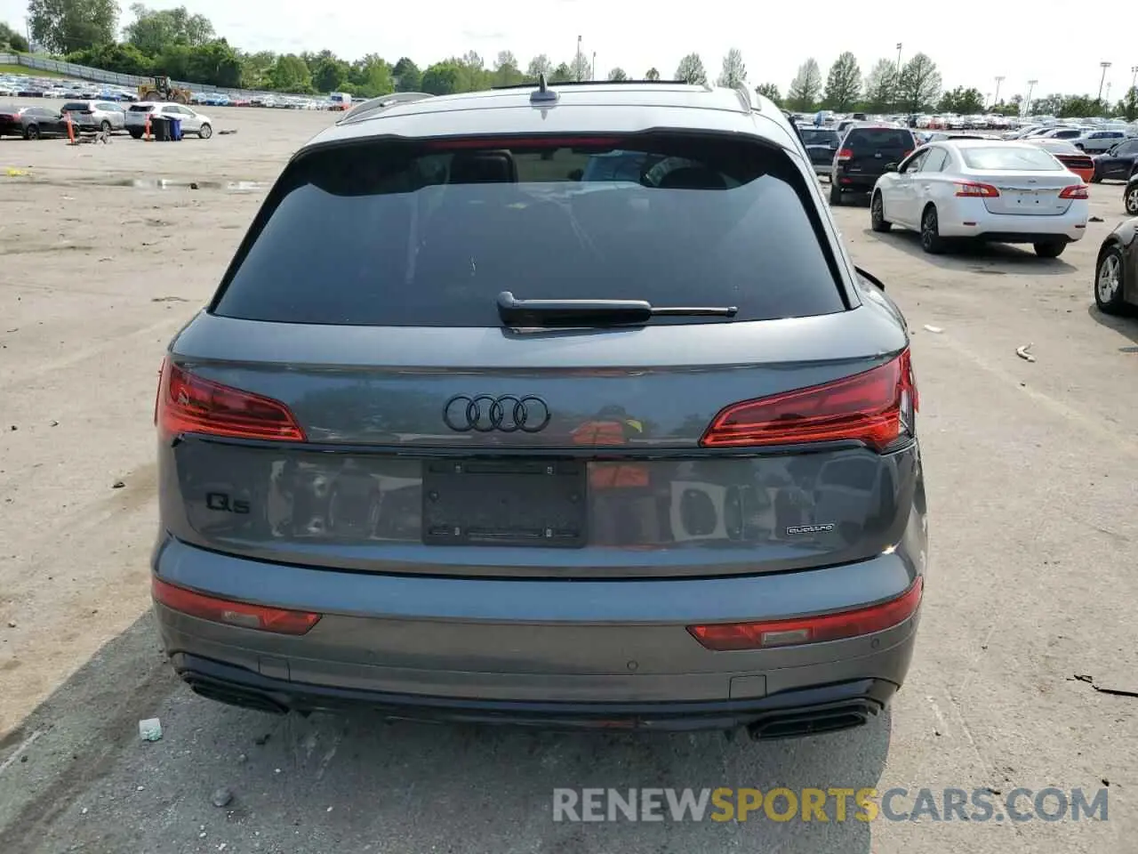 6 Photograph of a damaged car WA1EAAFY8R2109310 AUDI Q5 2024