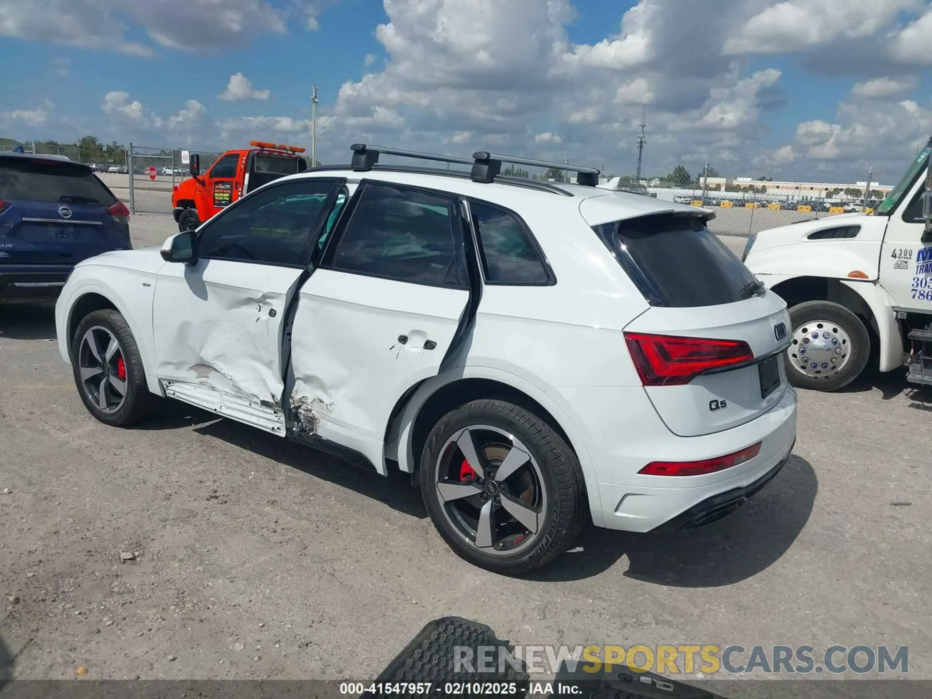 3 Photograph of a damaged car WA1EAAFY8R2134448 AUDI Q5 2024