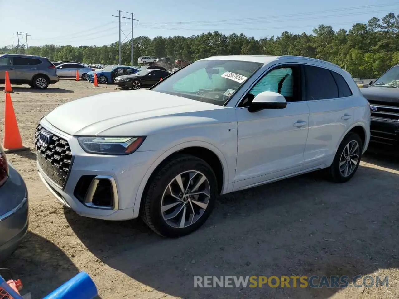 1 Photograph of a damaged car WA1EAAFY9R2013511 AUDI Q5 2024