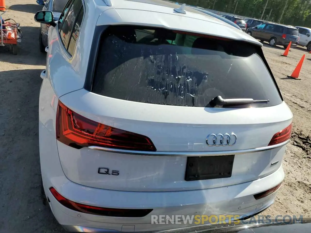 6 Photograph of a damaged car WA1EAAFY9R2013511 AUDI Q5 2024