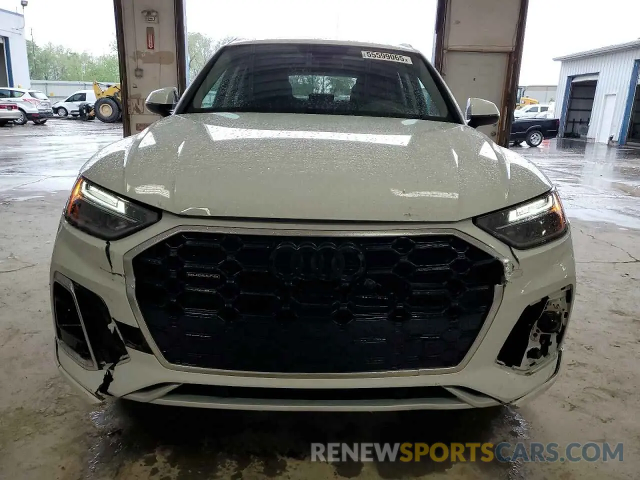 5 Photograph of a damaged car WA1EAAFY9R2024444 AUDI Q5 2024