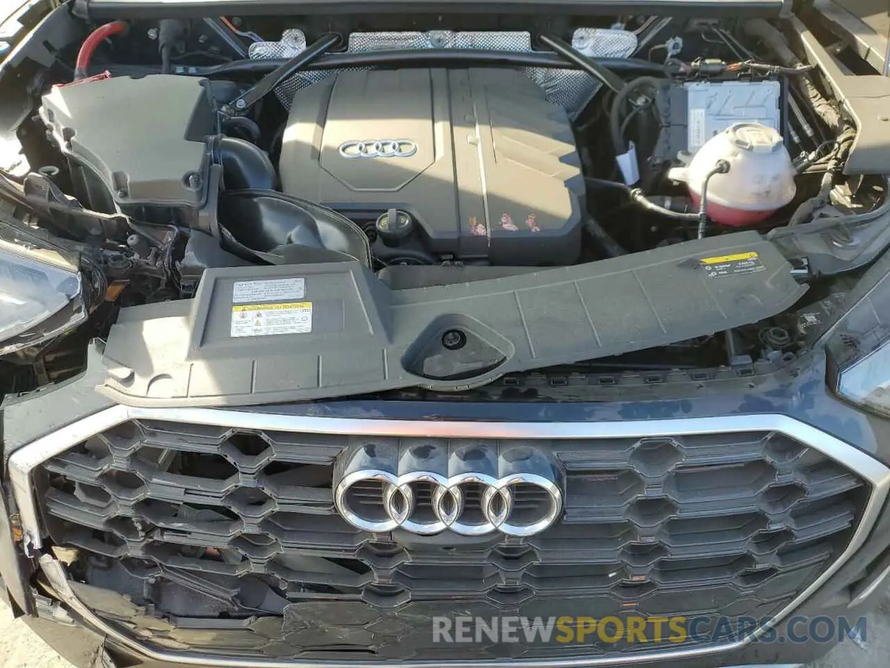 12 Photograph of a damaged car WA1EAAFY9R2060084 AUDI Q5 2024