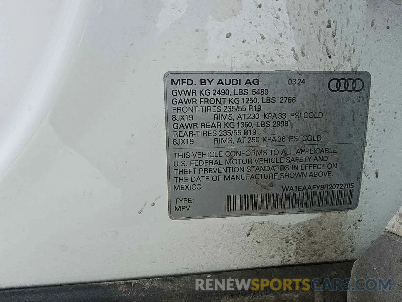 13 Photograph of a damaged car WA1EAAFY9R2072705 AUDI Q5 2024