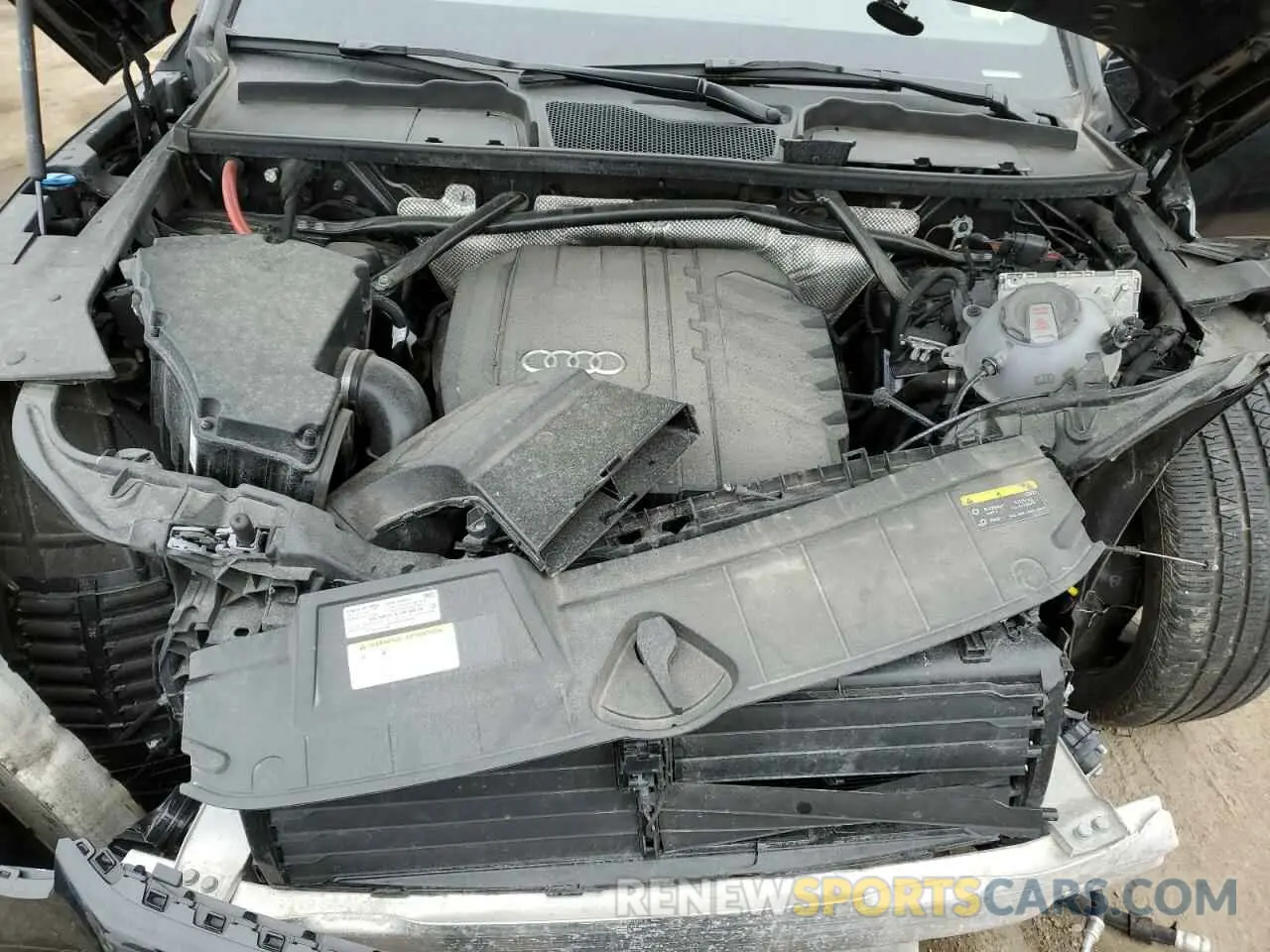 12 Photograph of a damaged car WA1EAAFYXR2041706 AUDI Q5 2024