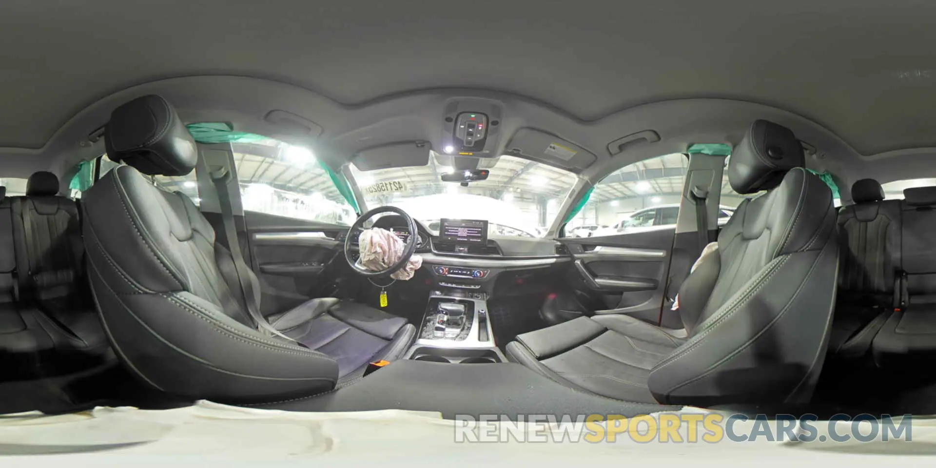 15 Photograph of a damaged car WA1EAAFYXR2043584 AUDI Q5 2024