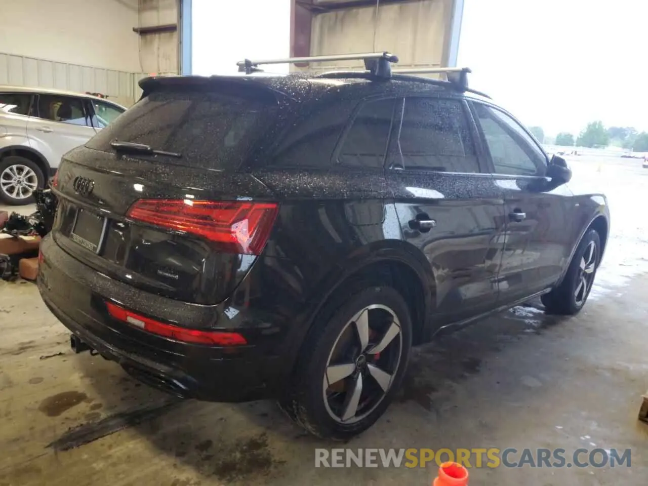 3 Photograph of a damaged car WA1EAAFYXR2071191 AUDI Q5 2024