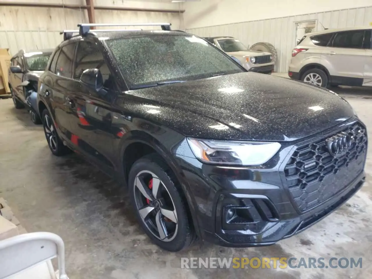 4 Photograph of a damaged car WA1EAAFYXR2071191 AUDI Q5 2024