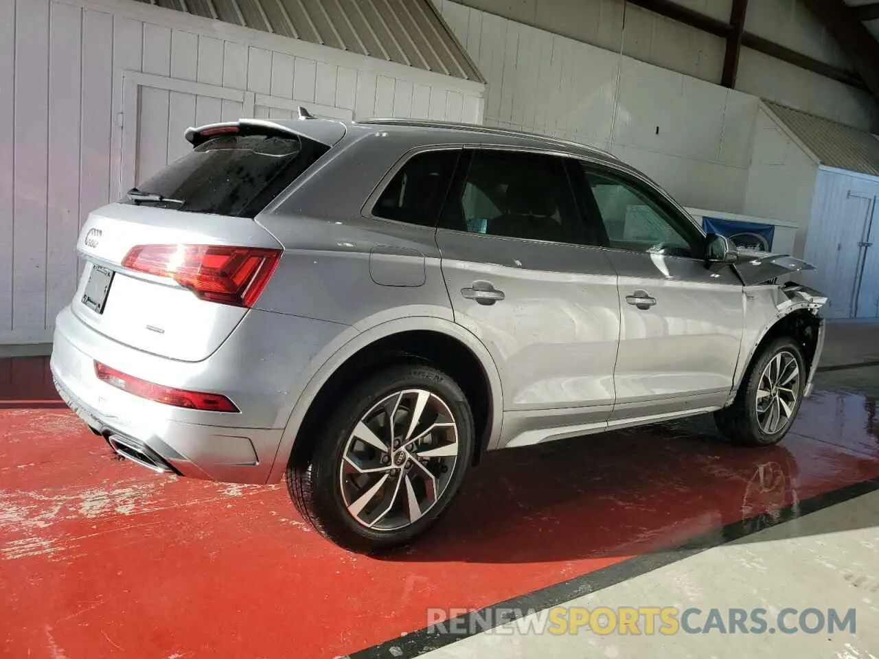 3 Photograph of a damaged car WA1EAAFYXR2078805 AUDI Q5 2024