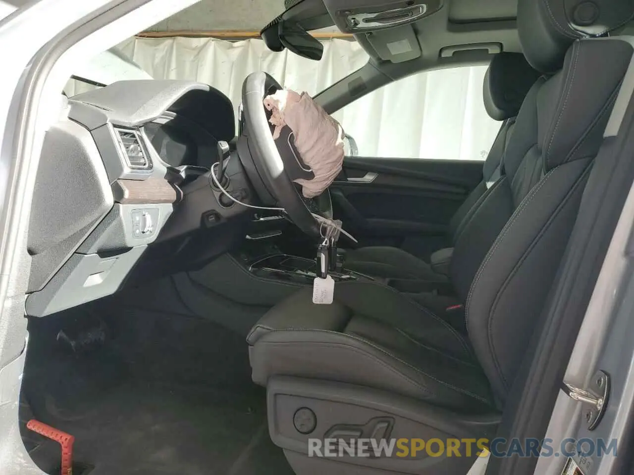 7 Photograph of a damaged car WA1EAAFYXR2078805 AUDI Q5 2024