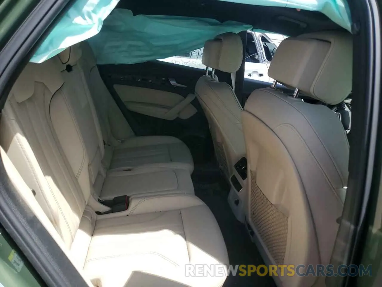 10 Photograph of a damaged car WA1EAAFYXR2081025 AUDI Q5 2024