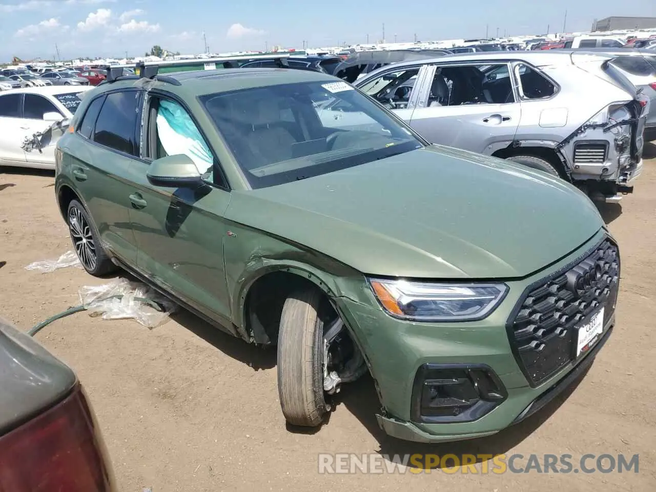 4 Photograph of a damaged car WA1EAAFYXR2081025 AUDI Q5 2024