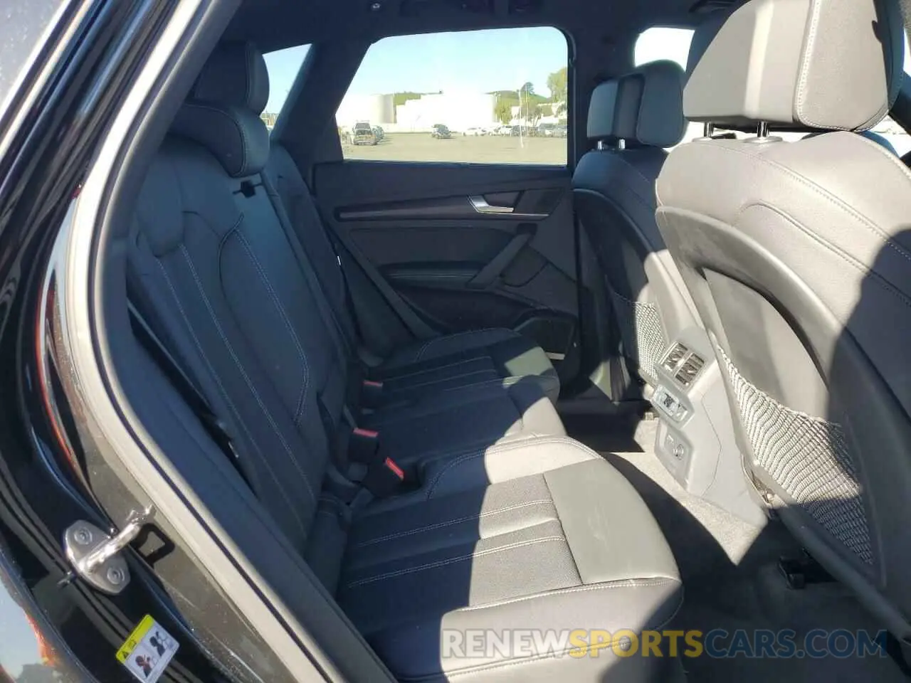 11 Photograph of a damaged car WA1F2AFY7R2127508 AUDI Q5 2024