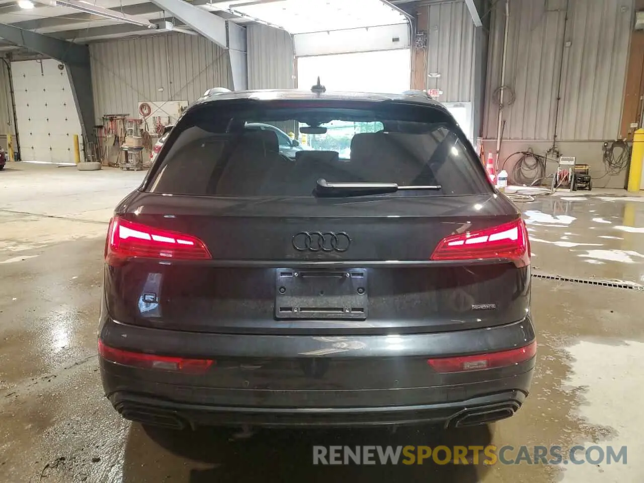 6 Photograph of a damaged car WA1FAAFY4R2020984 AUDI Q5 2024
