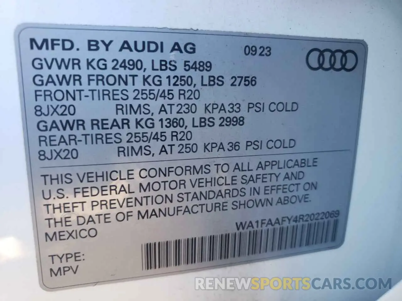 12 Photograph of a damaged car WA1FAAFY4R2022069 AUDI Q5 2024