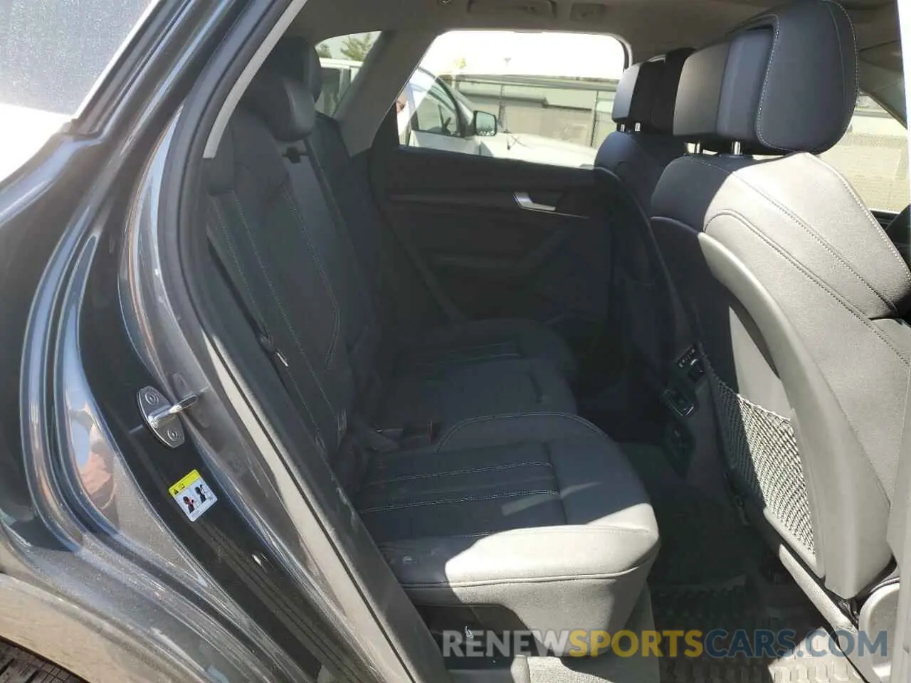 11 Photograph of a damaged car WA1FAAFY7R2014421 AUDI Q5 2024