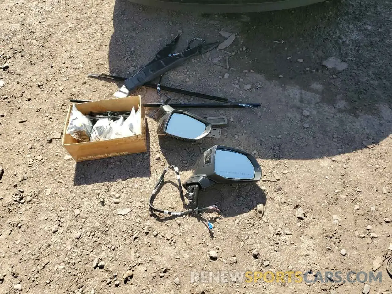 13 Photograph of a damaged car WA1FAAFY7R2014421 AUDI Q5 2024