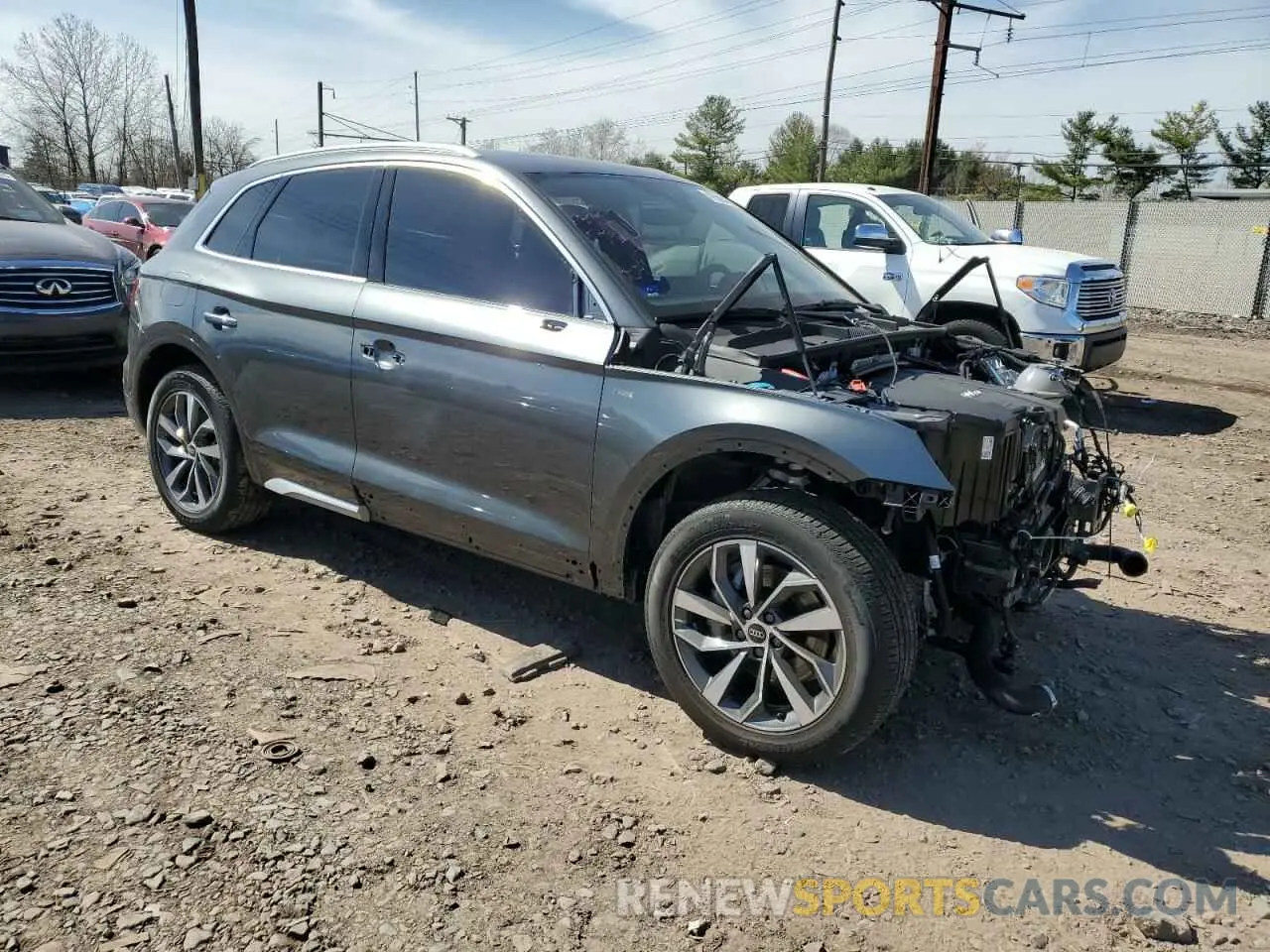 4 Photograph of a damaged car WA1FAAFY7R2014421 AUDI Q5 2024