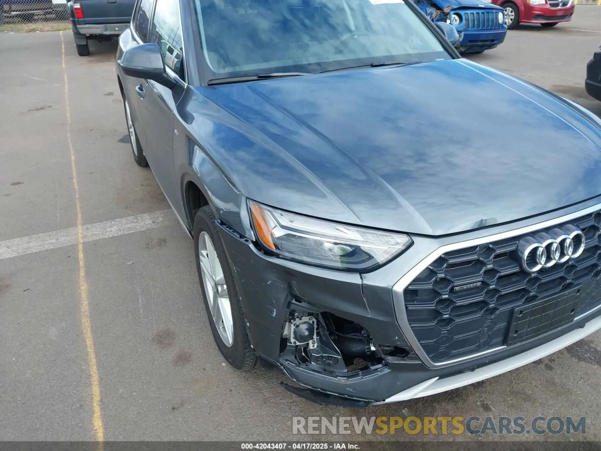 6 Photograph of a damaged car WA1G2AFY0R2063378 AUDI Q5 2024