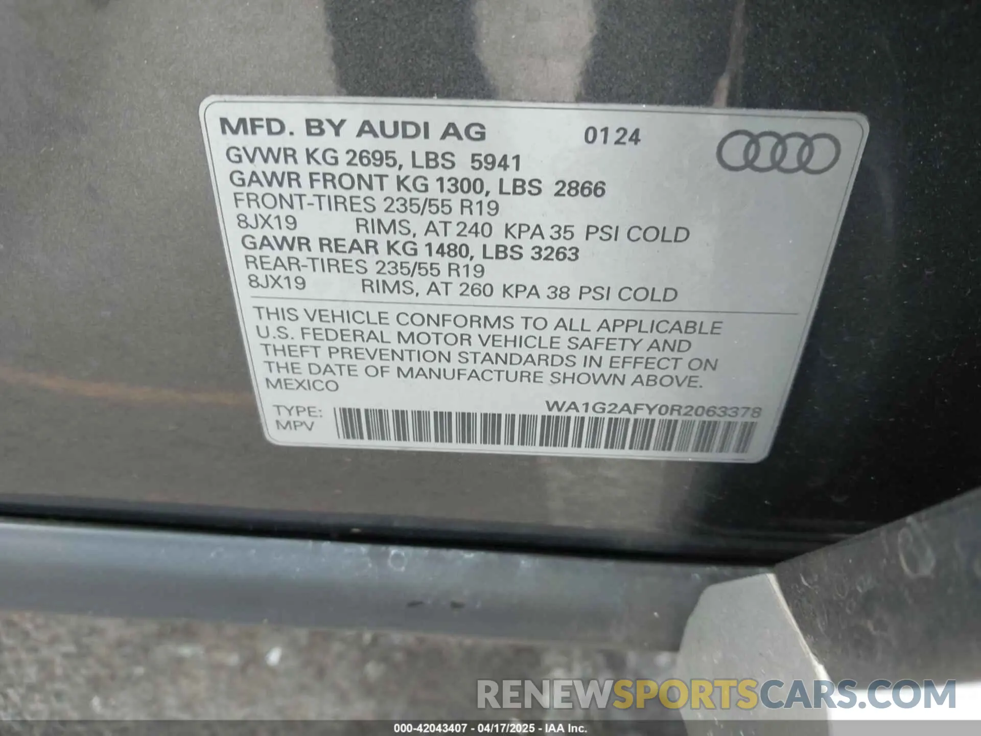 9 Photograph of a damaged car WA1G2AFY0R2063378 AUDI Q5 2024