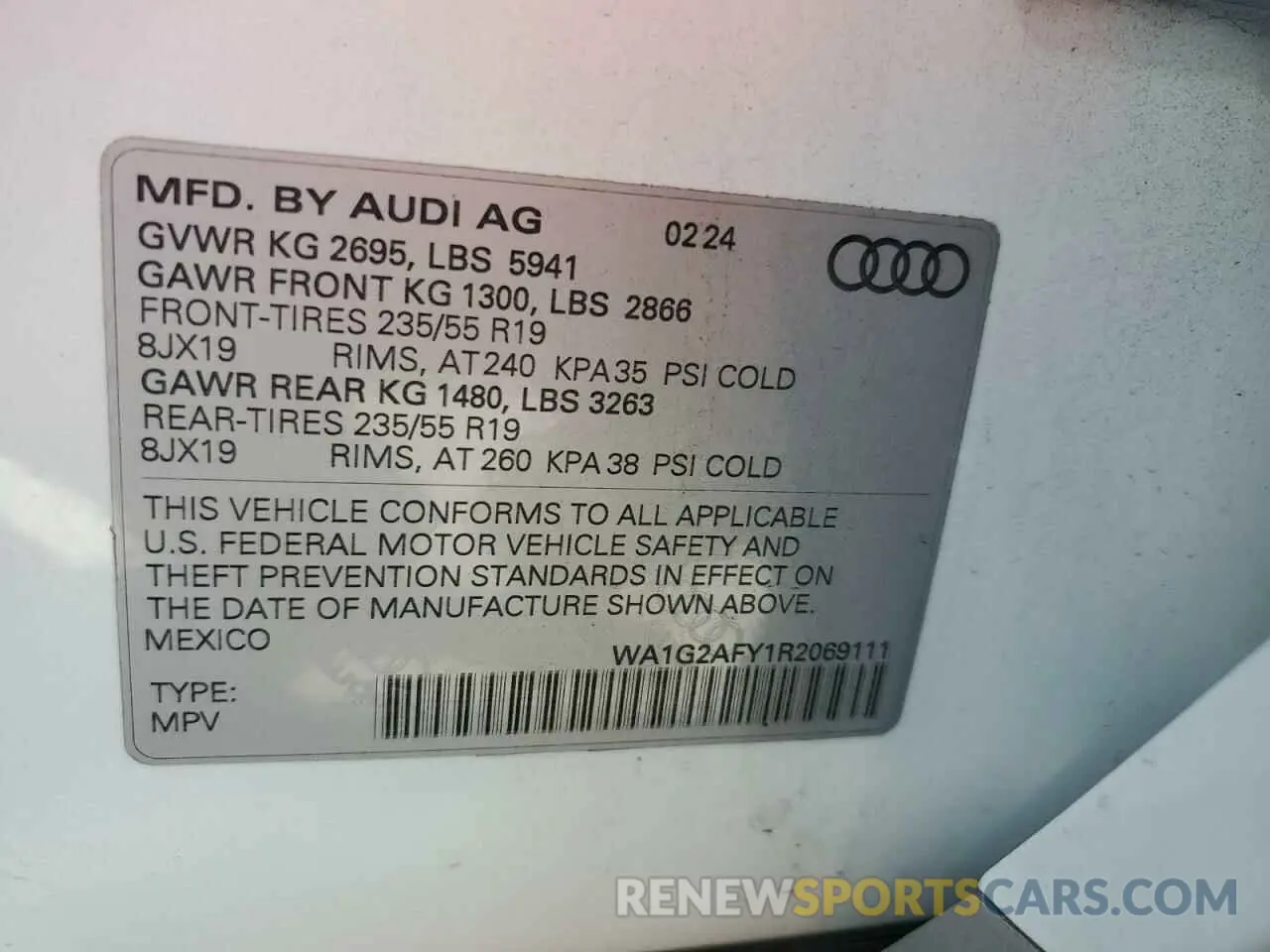 16 Photograph of a damaged car WA1G2AFY1R2069111 AUDI Q5 2024
