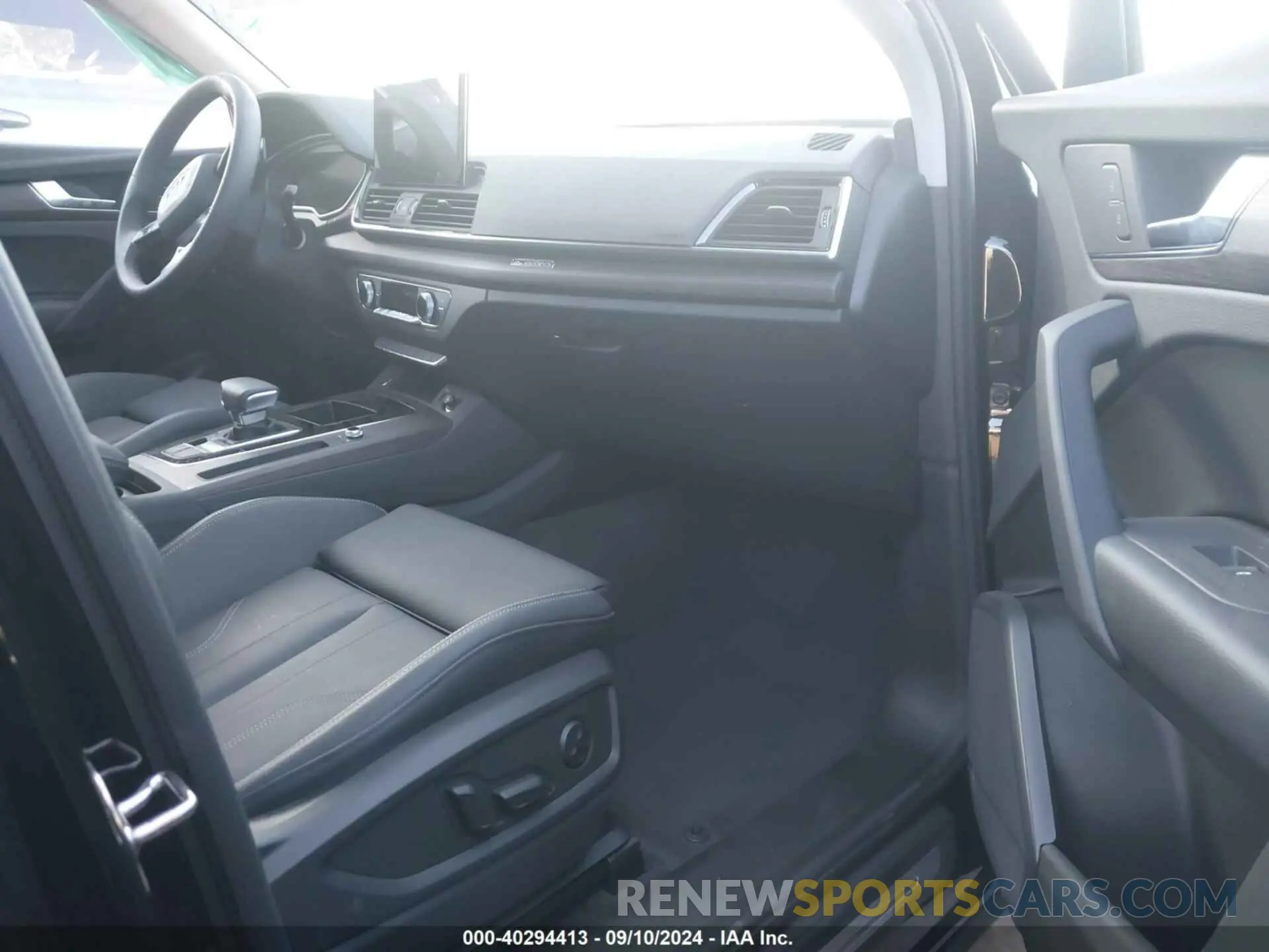 5 Photograph of a damaged car WA1G2AFY1R2075507 AUDI Q5 2024