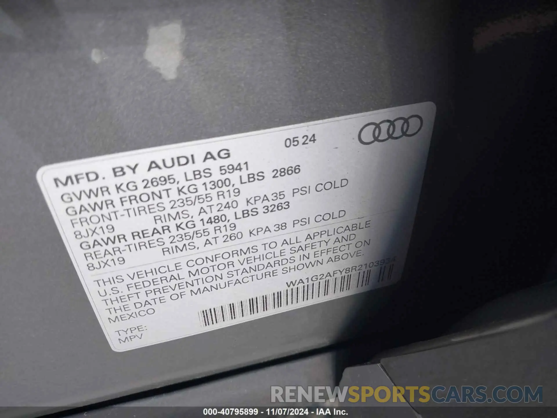 9 Photograph of a damaged car WA1G2AFY8R2103934 AUDI Q5 2024