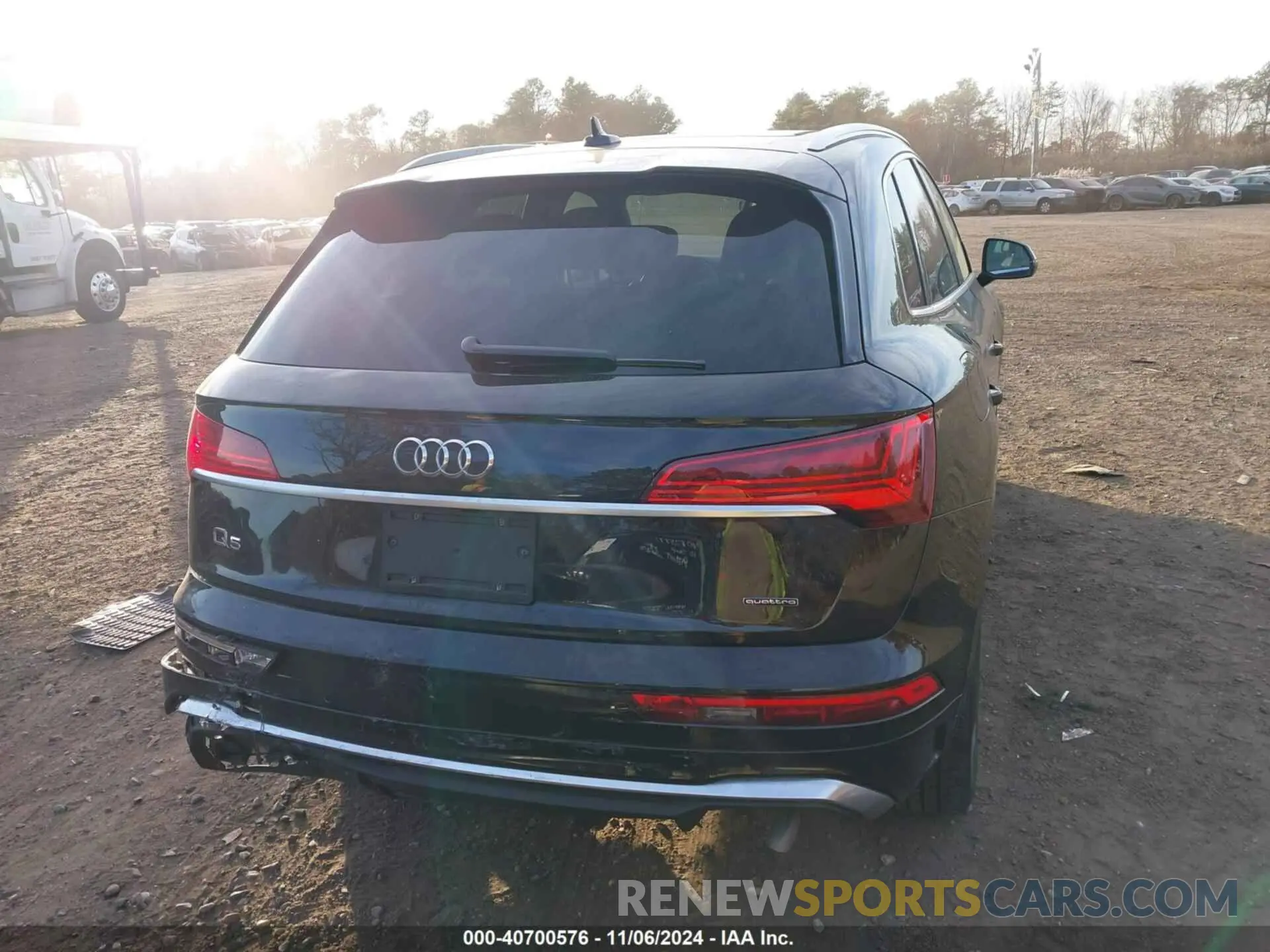 16 Photograph of a damaged car WA1GAAFY0R2034739 AUDI Q5 2024