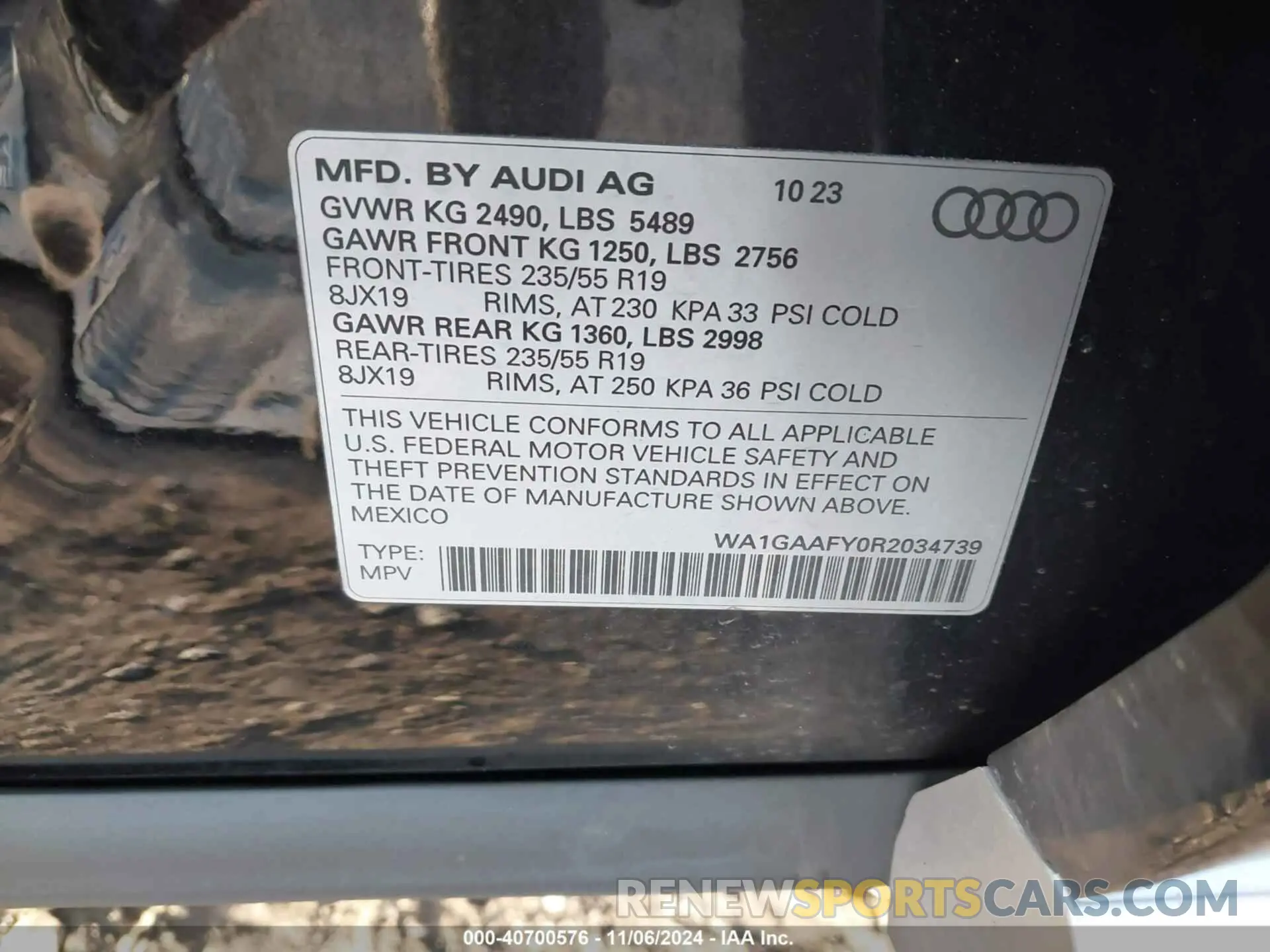 9 Photograph of a damaged car WA1GAAFY0R2034739 AUDI Q5 2024