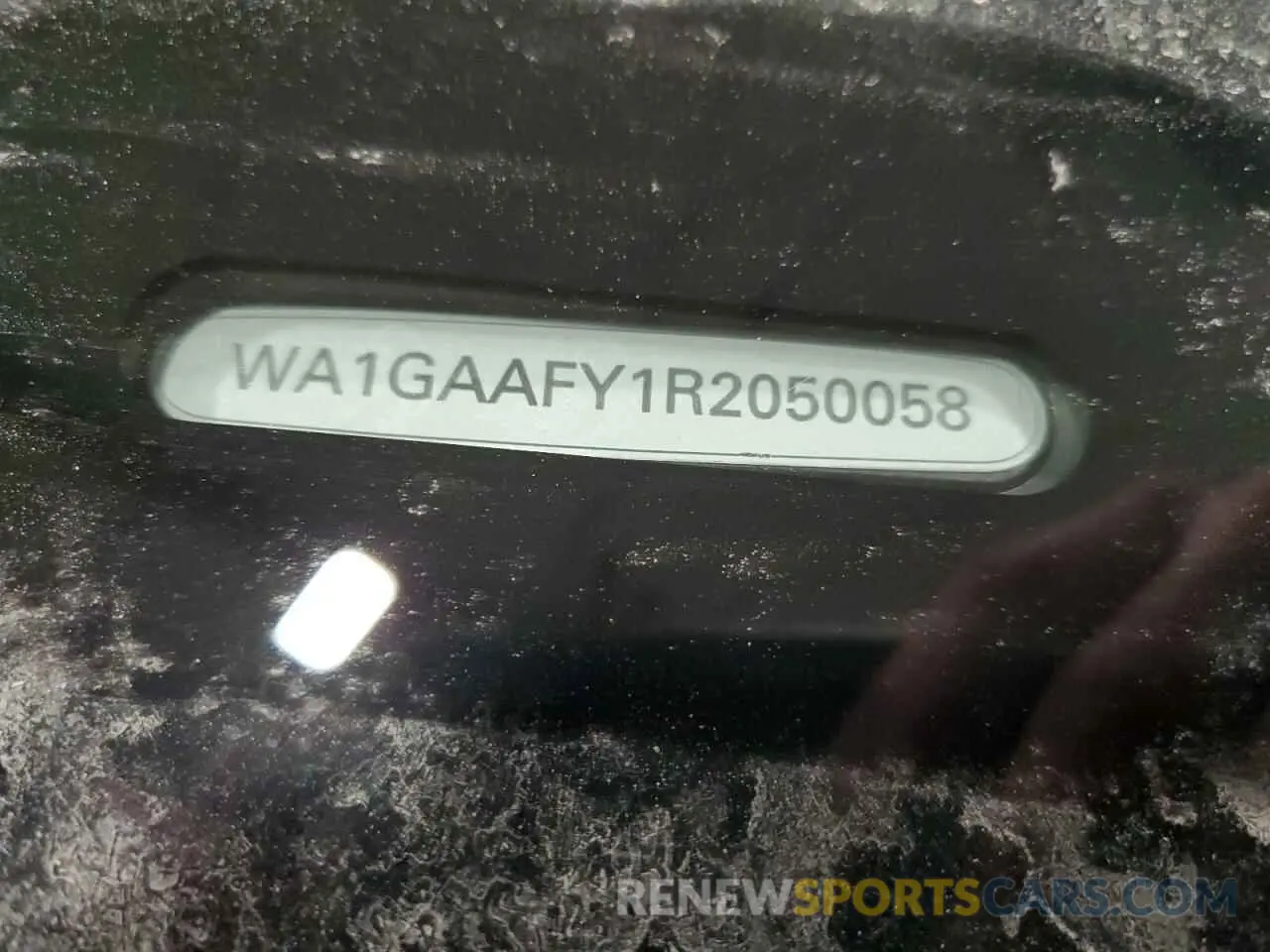 14 Photograph of a damaged car WA1GAAFY1R2050058 AUDI Q5 2024