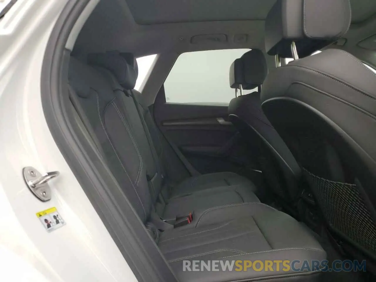 11 Photograph of a damaged car WA1GAAFY1R2142917 AUDI Q5 2024