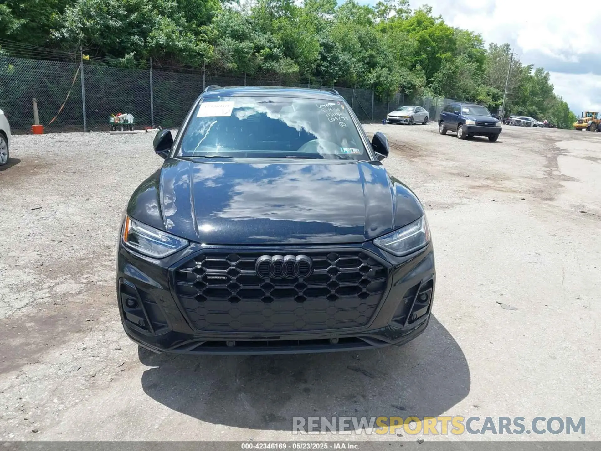 12 Photograph of a damaged car WA1GAAFY3R2113113 AUDI Q5 2024