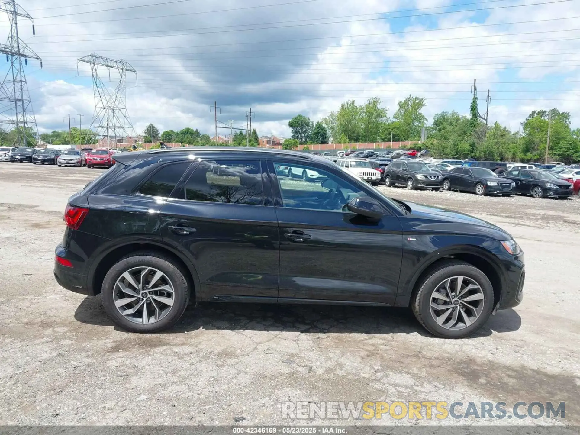 13 Photograph of a damaged car WA1GAAFY3R2113113 AUDI Q5 2024