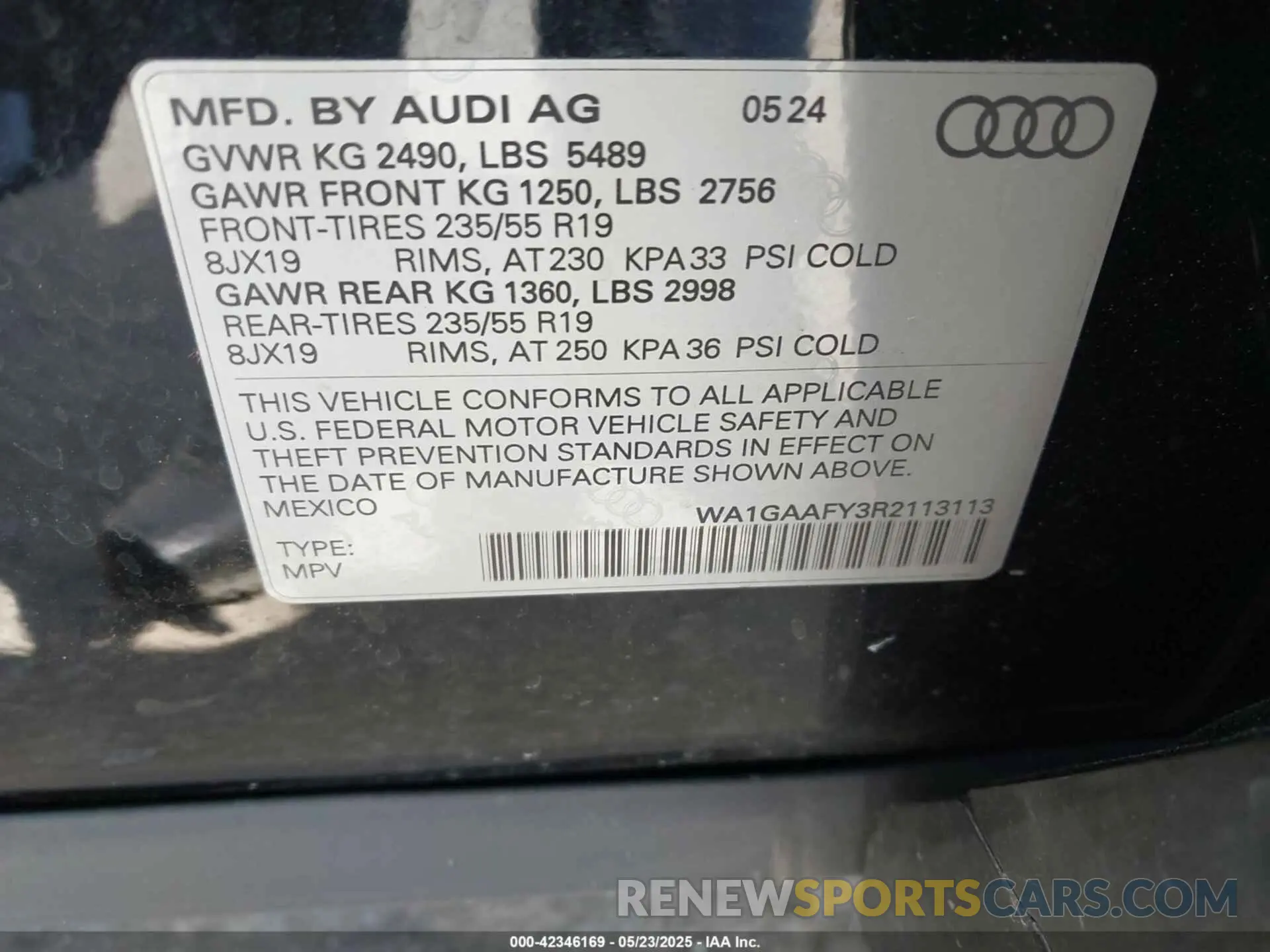 9 Photograph of a damaged car WA1GAAFY3R2113113 AUDI Q5 2024