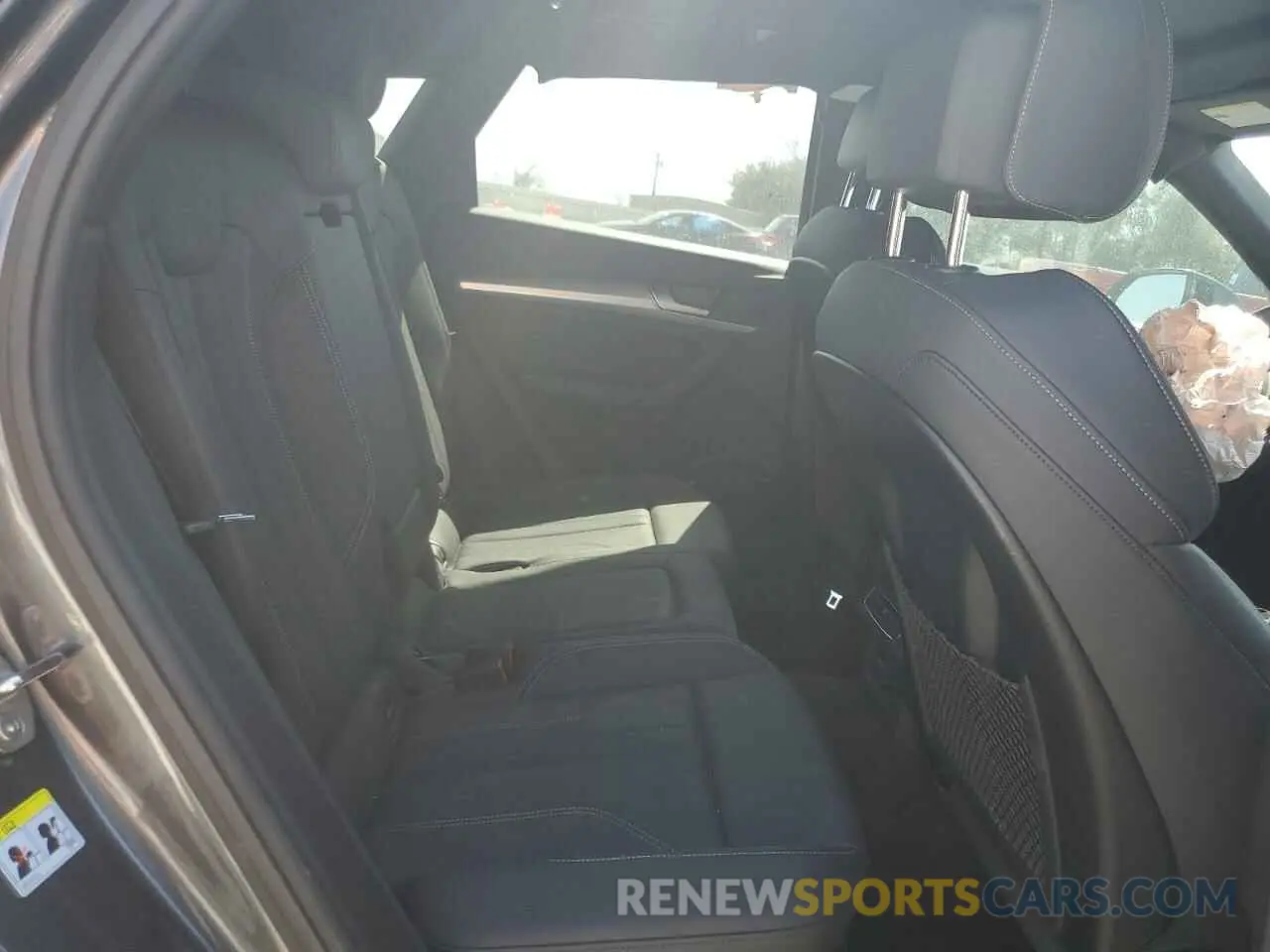 12 Photograph of a damaged car WA1GAAFY4R2101908 AUDI Q5 2024