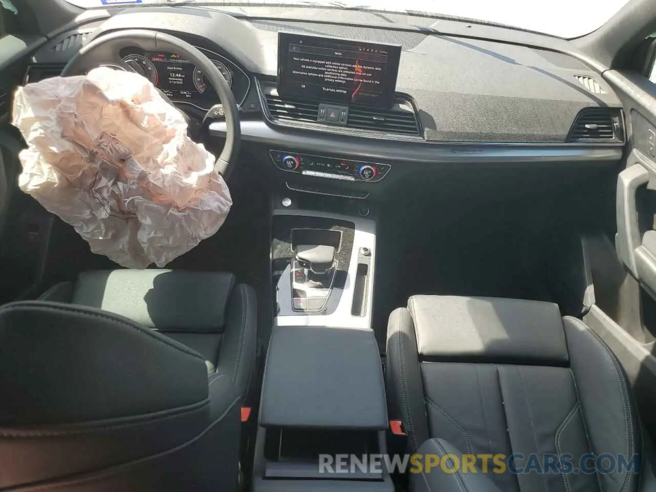 8 Photograph of a damaged car WA1GAAFY4R2101908 AUDI Q5 2024