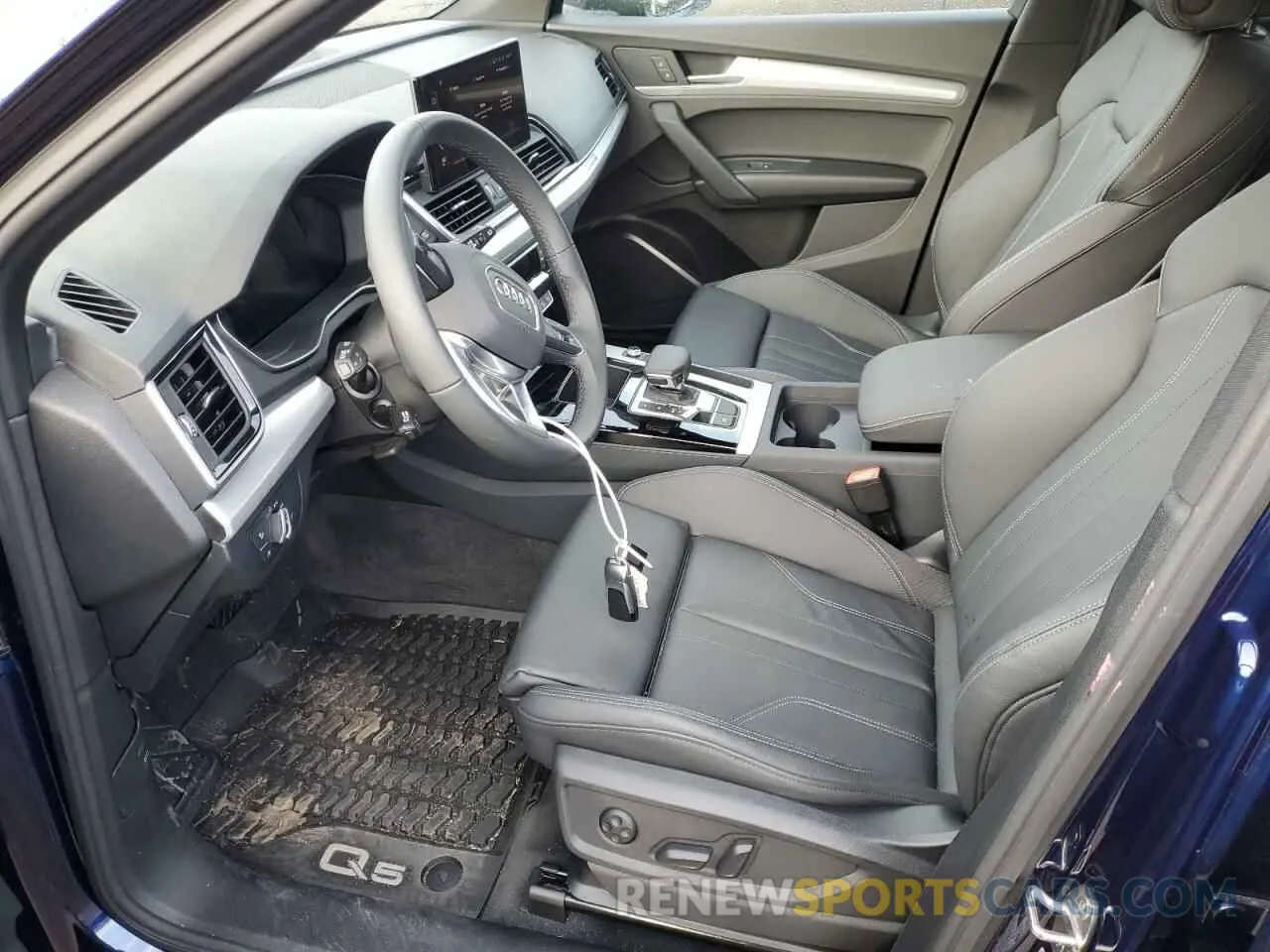 7 Photograph of a damaged car WA1GAAFY5R2116496 AUDI Q5 2024