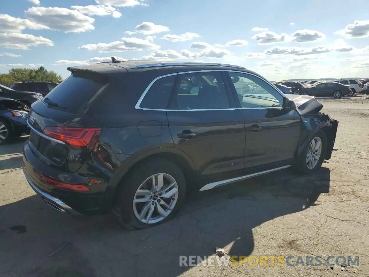 3 Photograph of a damaged car WA1GAAFY6R2053313 AUDI Q5 2024