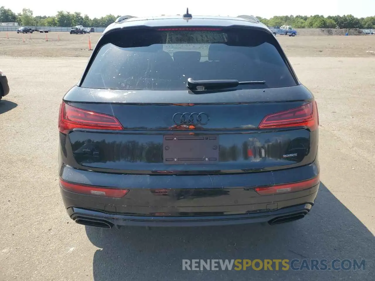 6 Photograph of a damaged car WA1GAAFY6R2107919 AUDI Q5 2024