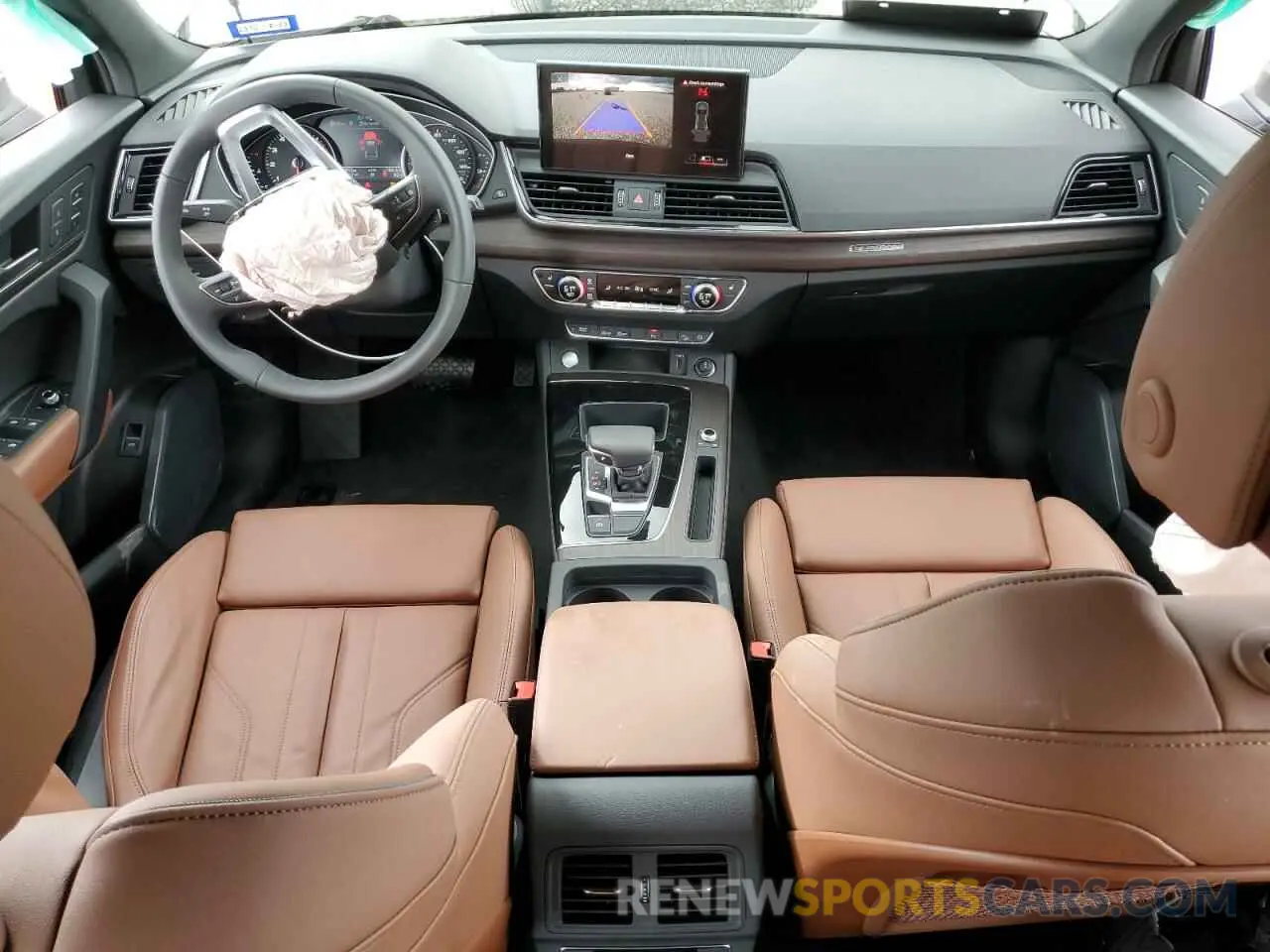 8 Photograph of a damaged car WA1GAAFY7R2052302 AUDI Q5 2024