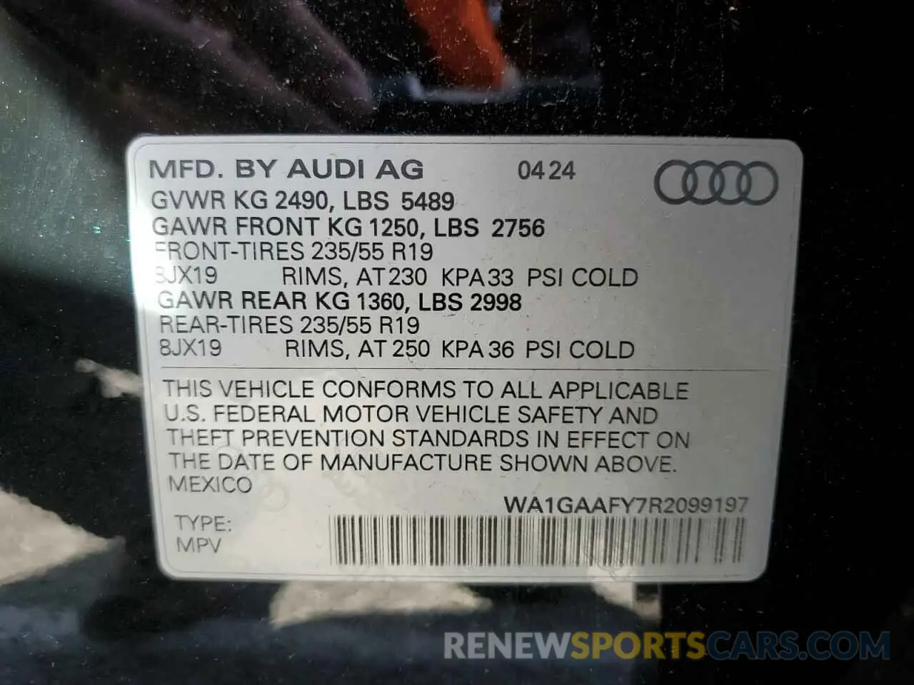 15 Photograph of a damaged car WA1GAAFY7R2099197 AUDI Q5 2024